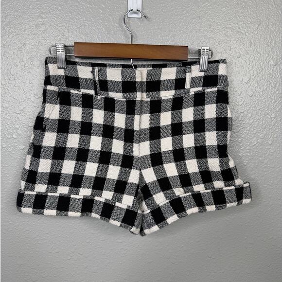 Veronica Beard Black, White Preppy Carito Gingham Rolled-Cuff Shorts / Size-4 - Picture 2 of 7